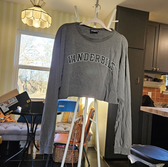 Vanderbilt long sleeve crop top XL - Picture 1 of 8